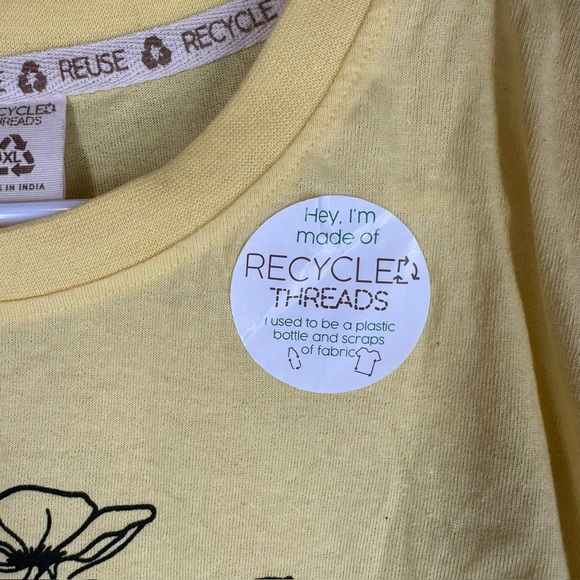 Recycle Threads NWT Women’s XL Yellow Graphic T Shirt Bees Floral Boho Hippie - Picture 5 of 12